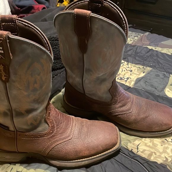 Cody James cowboy boots 9.5D - Picture 1 of 3